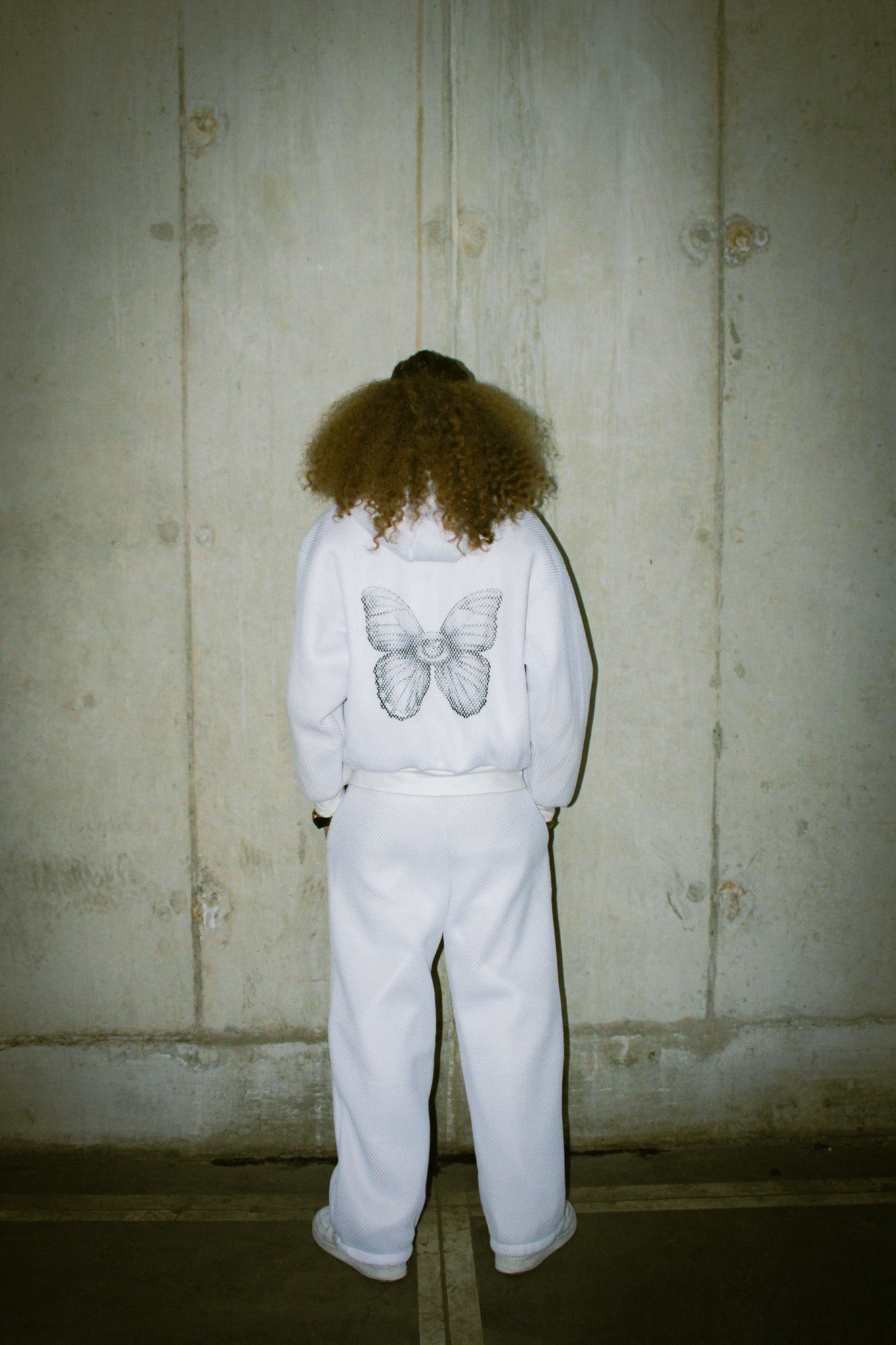 "END" sweatpants (white)
