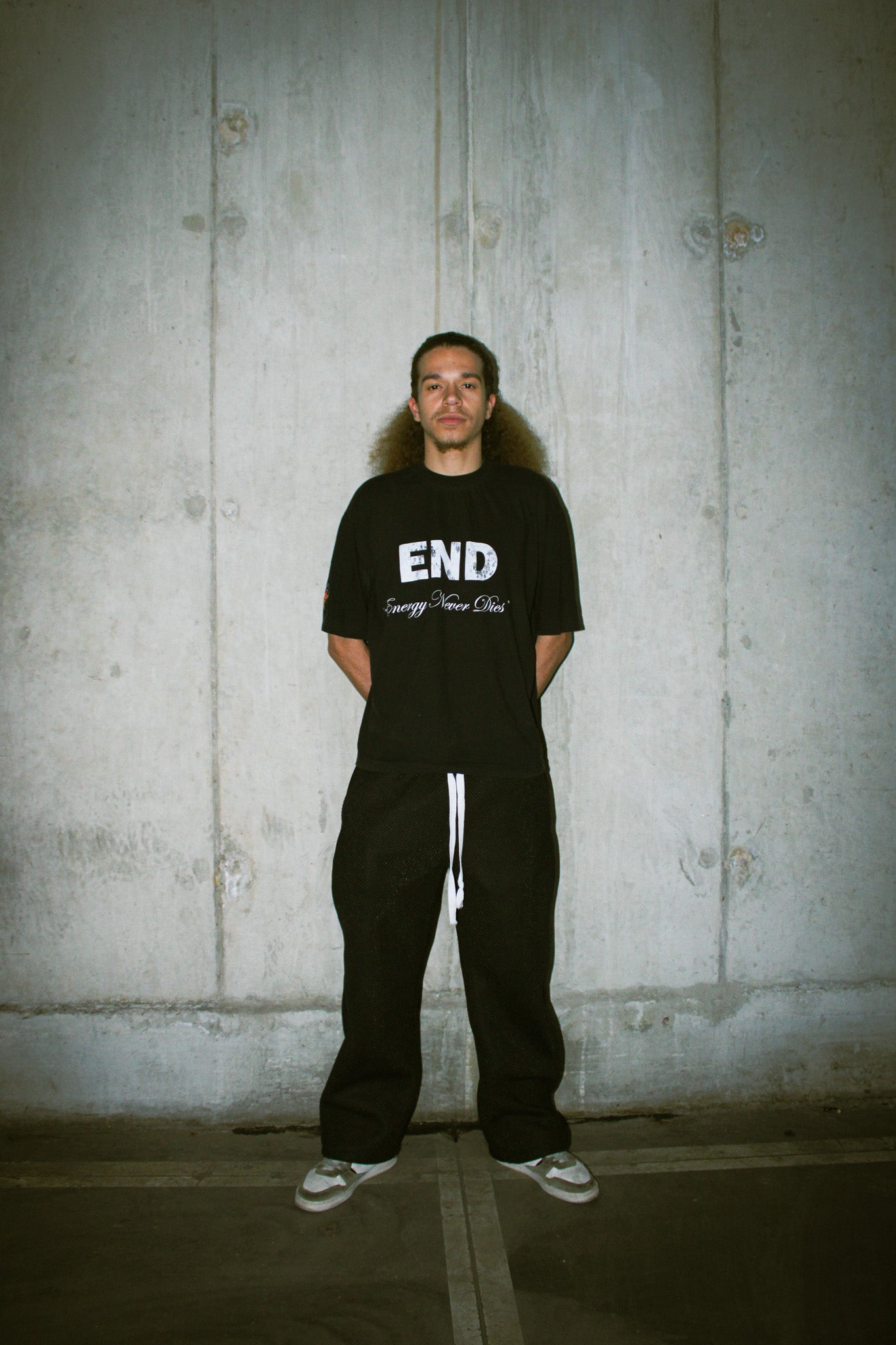 "END" sweatpants (black)